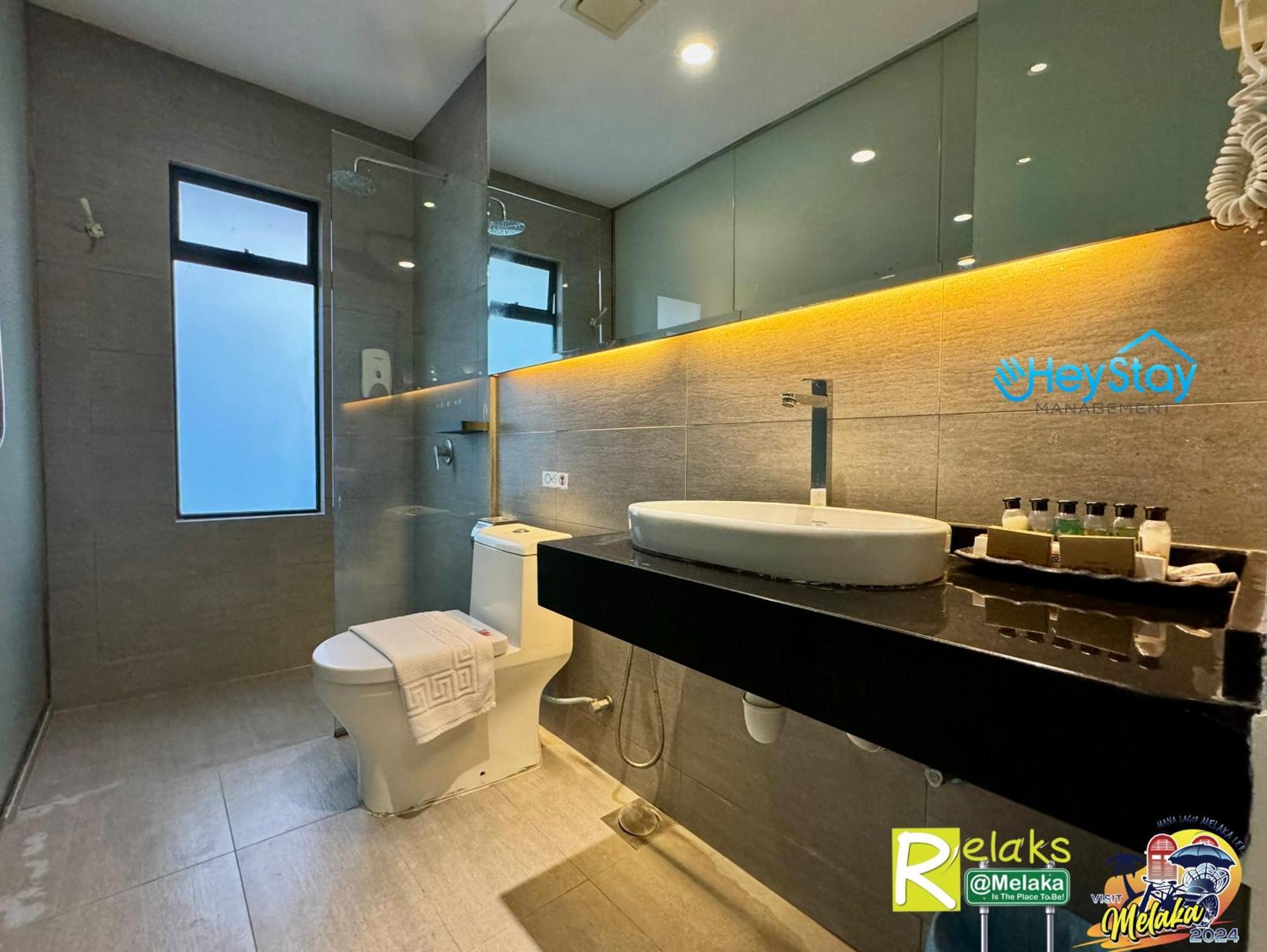 Modern Cave Guest House Walking Distance 5Mins To Jonker Malacca Exterior foto